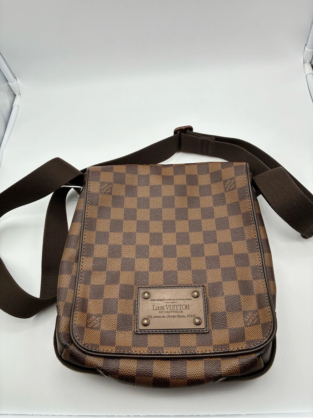 Louis vuitton damier ebene brooklyn unisex crossbody messenger bag with COA